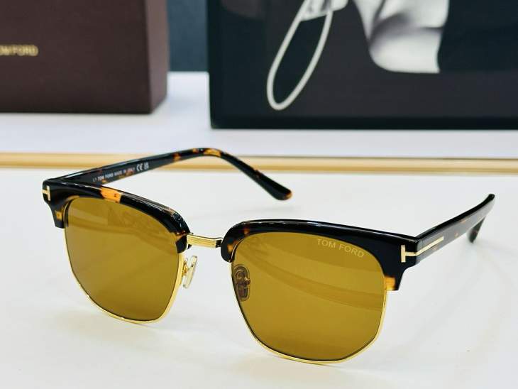 Picture of Tom Ford Sunglasses _SKUfw76015205fw